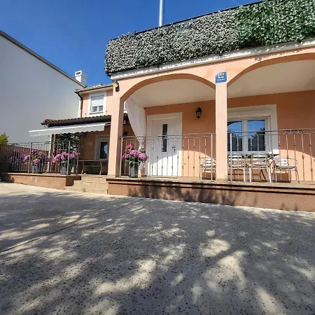 Santos Apartman