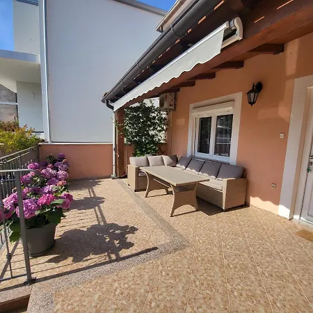 Apartman Santos *