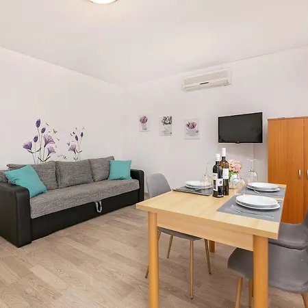 Santos Apartman Vrsar