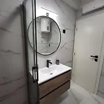 Santos *